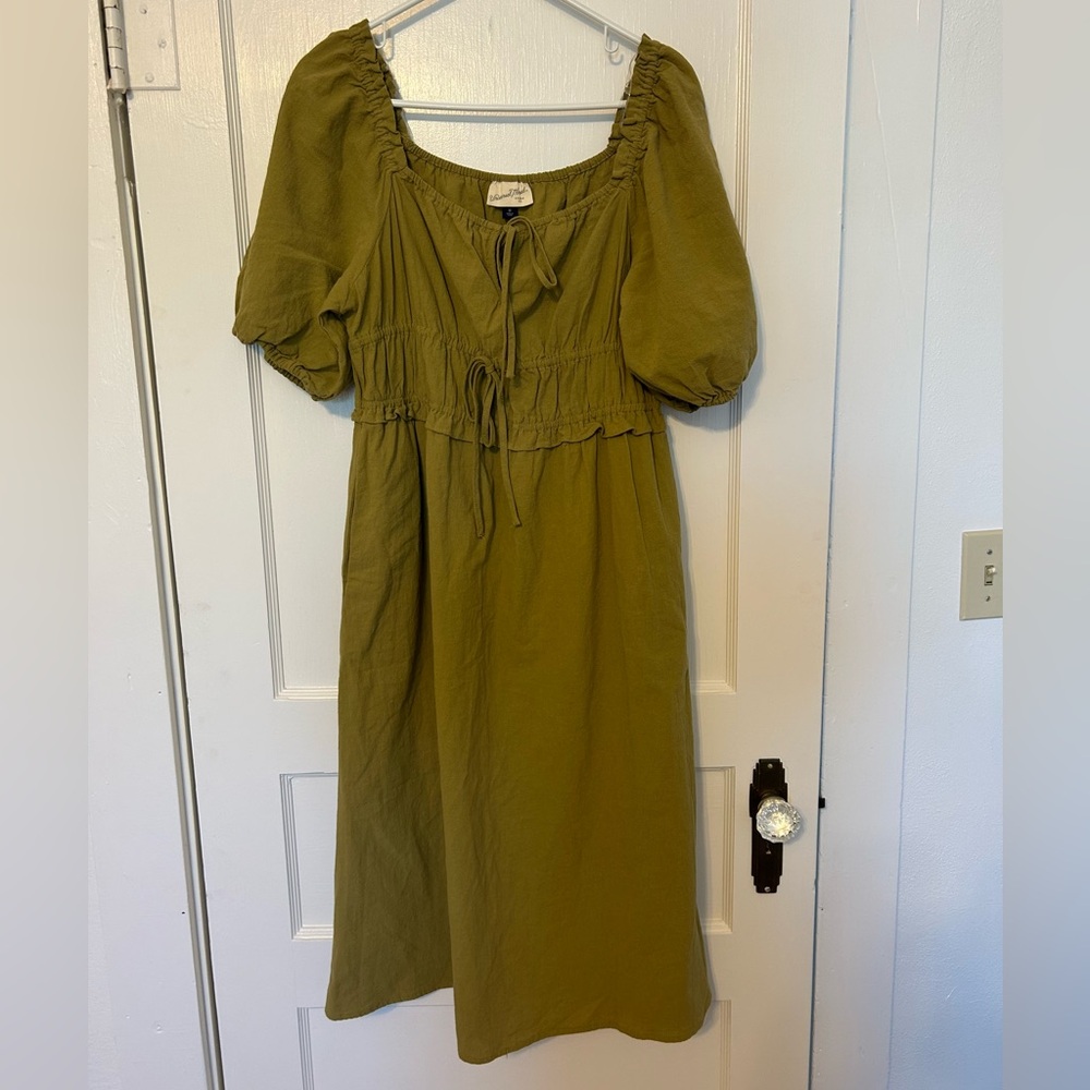 Universal Thread Olive Green Midi Dress